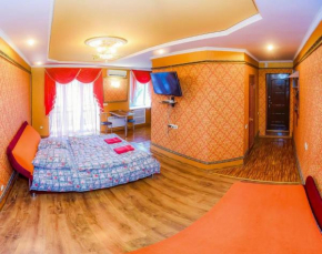 Two Room Apartment John Howard PUb, Kherson